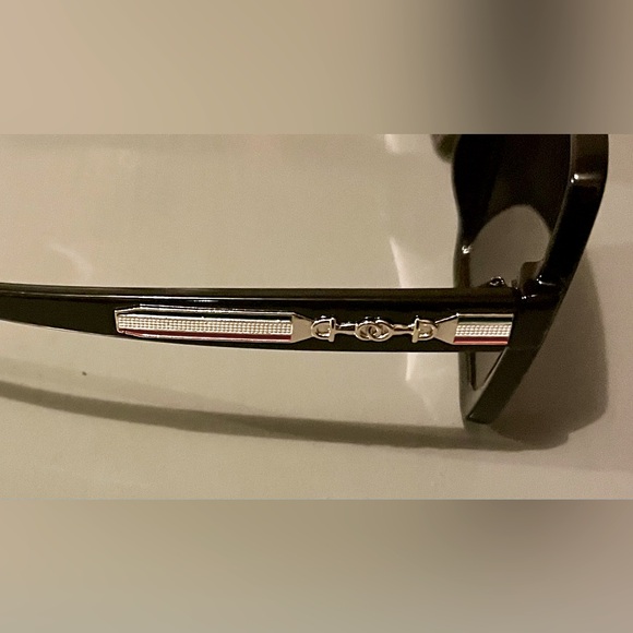 NWT! NORDSTROM GOLDEN HOUR SHADES! FITS ANY FACE TYPE! UV PROTECTION! - Picture 3 of 3